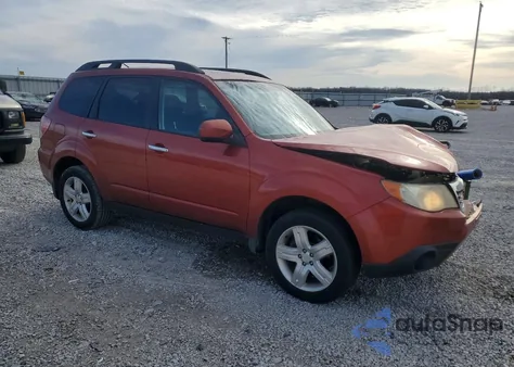 2010 Subaru Forester 2.5X Premium z USA, uszkodzony, nr VIN JF2SH6CCXAH900368